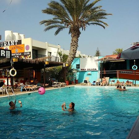 Kkaras Hotel 3 Star Айя-Напа Екстер'єр фото