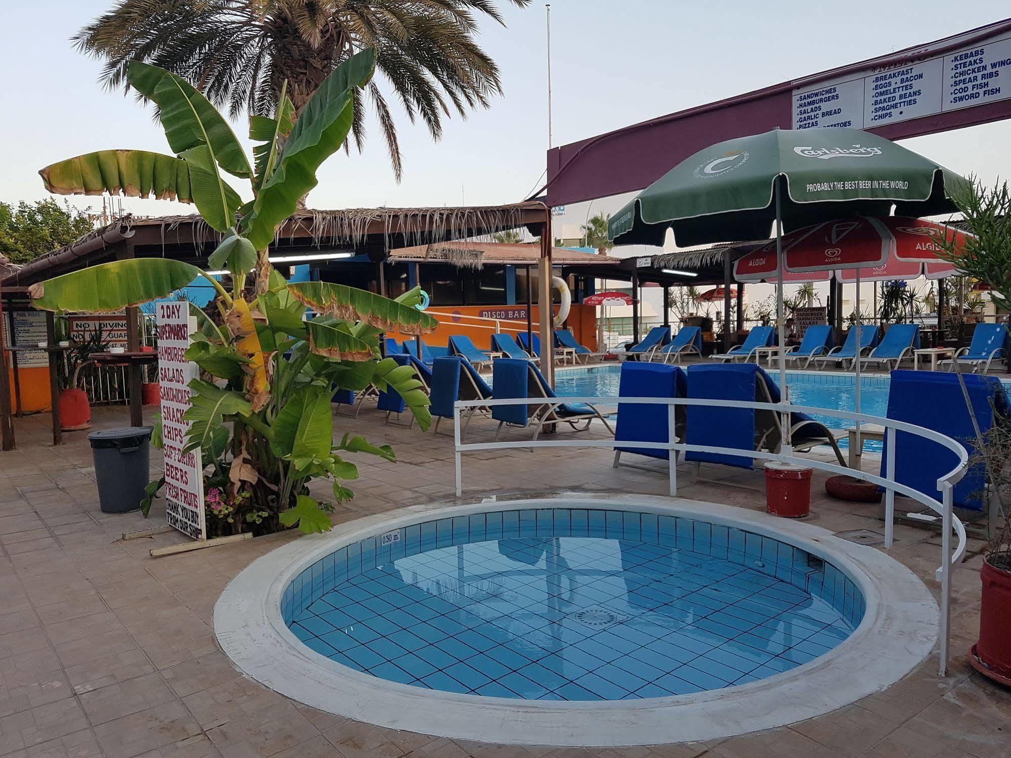Kkaras Hotel 3 Star Айя-Напа Екстер'єр фото