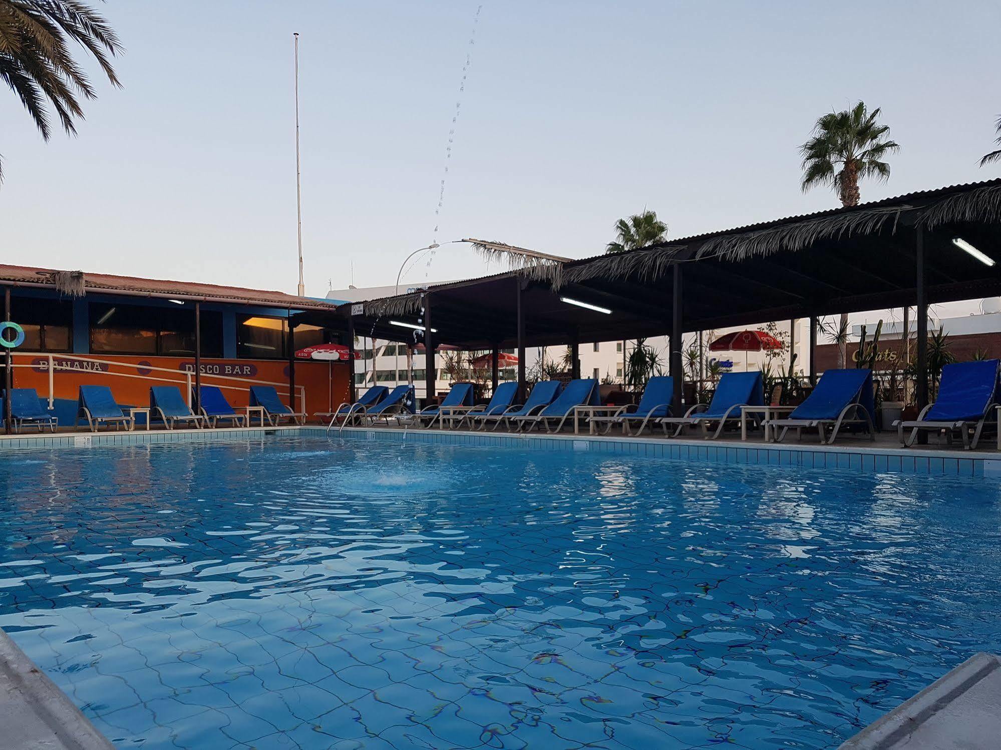 Kkaras Hotel 3 Star Айя-Напа Екстер'єр фото
