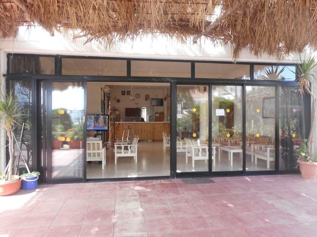 Kkaras Hotel 3 Star Айя-Напа Екстер'єр фото